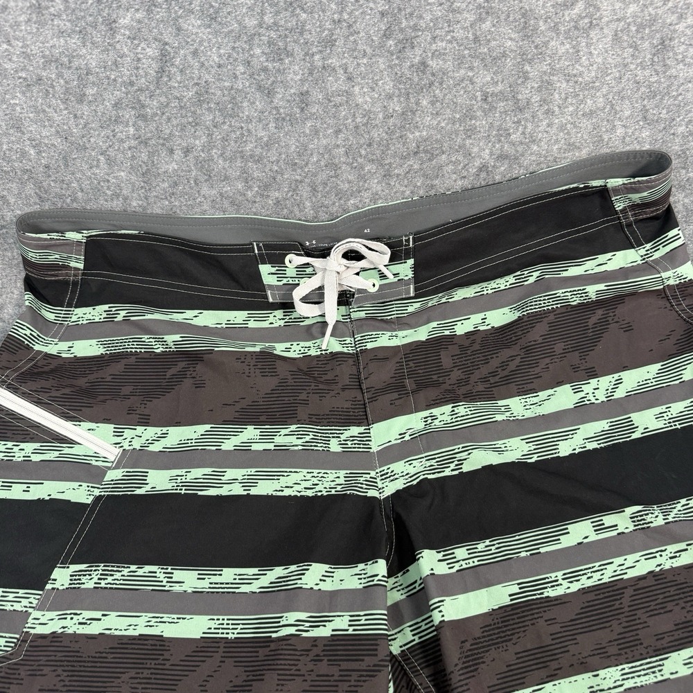 Under Armour Heat Gear‎ Board Shorts Mens 42 Swim Trunks Loose Fit Green Black - Picture 3 of 13